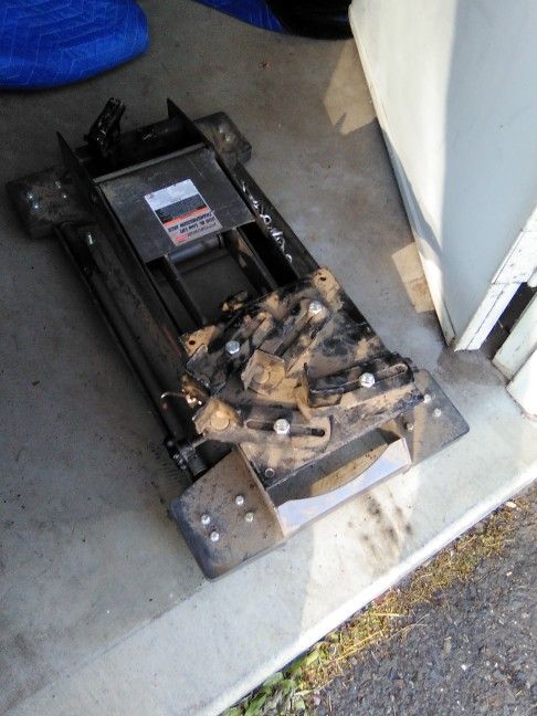 Low Pro Transmission Jack