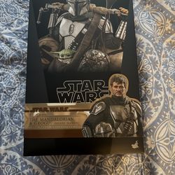Mandalorian and grogu deluxe hot toy