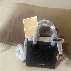 Michael Kors Mercer Luggage Extra Small Pebbled Leather Crossbody 