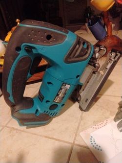 XVJ03 Makita cordless jigsaw LXT  tool only
