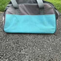 Dog kennel / Dog carrier / Dog cage