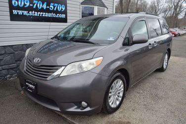 2011 Toyota Sienna