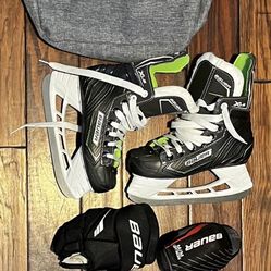 Youth Bauer Hockey Multi Item Bundle