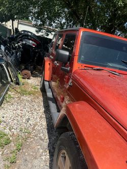 Jeep wrangler 2009 only for parts