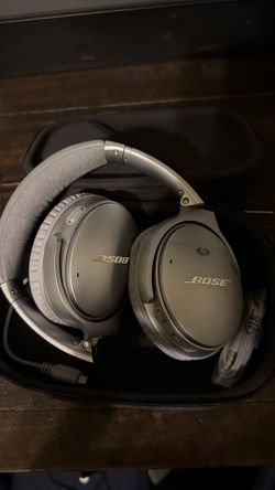 Bose Headphones quiet comfort