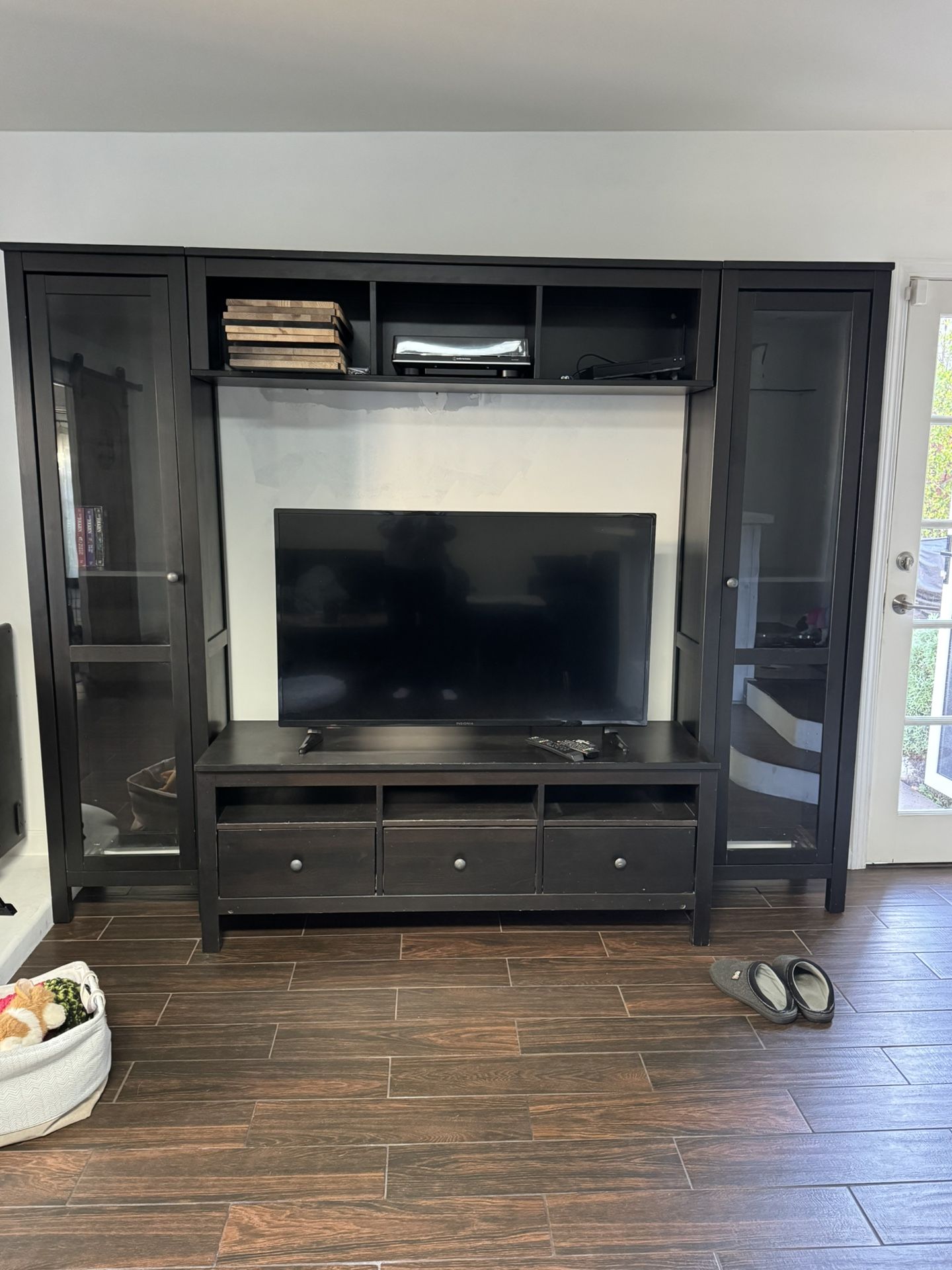 IKEA Hemnes TV Entertainment Unit