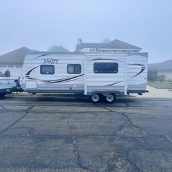2014 Jayco Jay Flight Swift 24 ft Travel Trailer