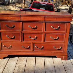 Standard King Size Bedroom Set