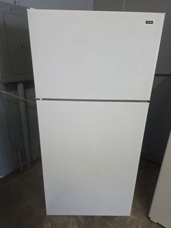Hotpoint refrigerator