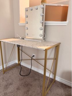 Vanity Mirror / desk