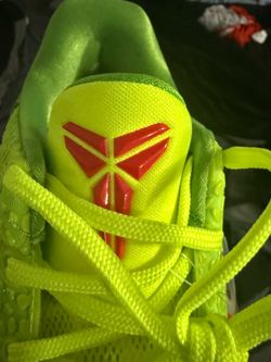 Kobe Grinch BRAND NEW !!! SIZE 11.5  MEN