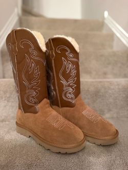Women’s Brown Western Cowboy Boots – Suede Style, Faux Fur Lined