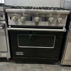 Viking 30” Wide Gas Range Stove In Gloss Black 