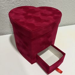 Mother’s Day Velvet Heart Shaped Gift Boxes with Drawer