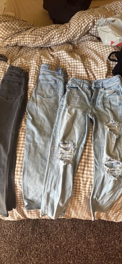 3 Pairs Size 2 American Eagle High Rise Stretch Jeans