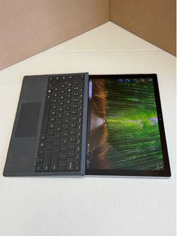 Microsoft Surface Pro 4 256GB Simcard and SD card port with keyboard