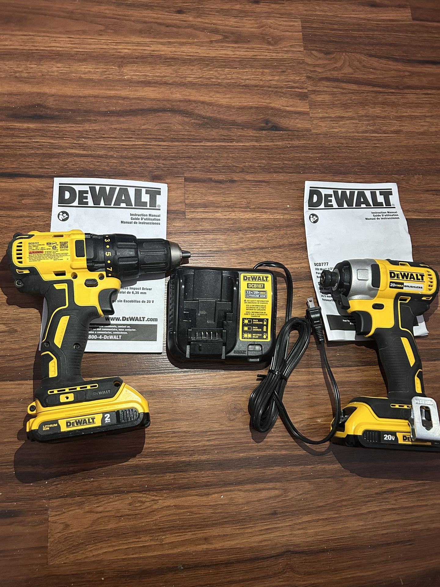 Dewalt 20V Max Drill And Impact Driver Set
