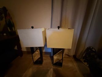 Set of 2 black lamps with mirrors