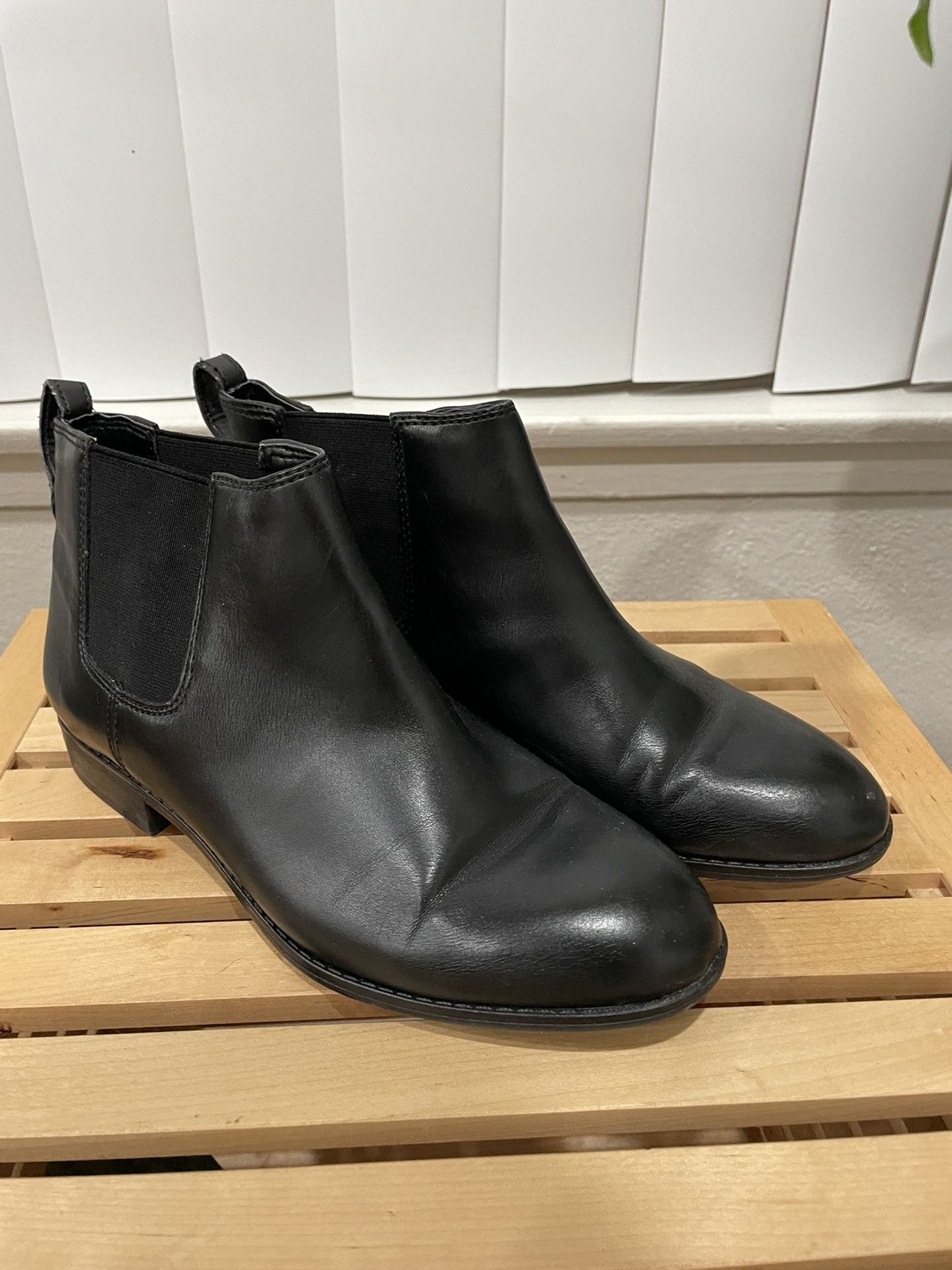 Black Ankle Booties Size 6