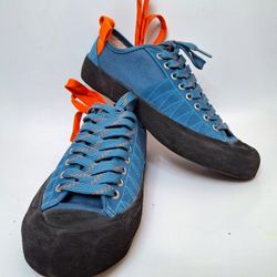 RARE NEW Fronteer Super Gratton Lo Retro Climbing Sneaker in Blue Limited Production Men's Size 8 Women's Size 9