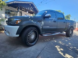 2005 TOYOTA TUNDRA