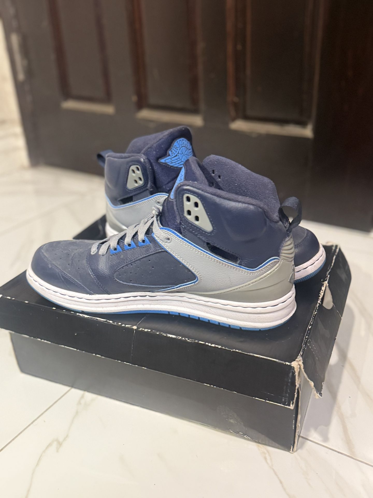 Jordan Sixty Club Obsidian Stealth