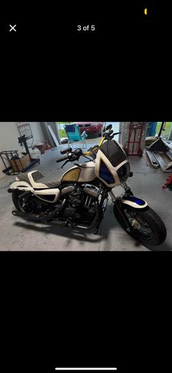2015 Harley 1200 Sportster 48 Custom - VERY LOW MILES