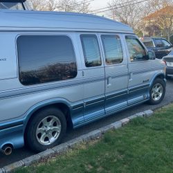 99 Ford Hi Top Conversion 