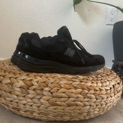 New Balance Black Men 12 