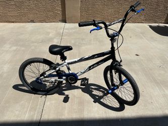 Blue Kent Ambush Bike