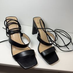 Black Strappy Lace-Up Heel - Size 11
