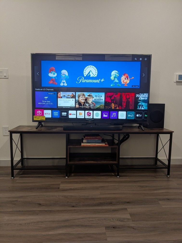 TV Stand-New/Mueble Para TV - Nuevo