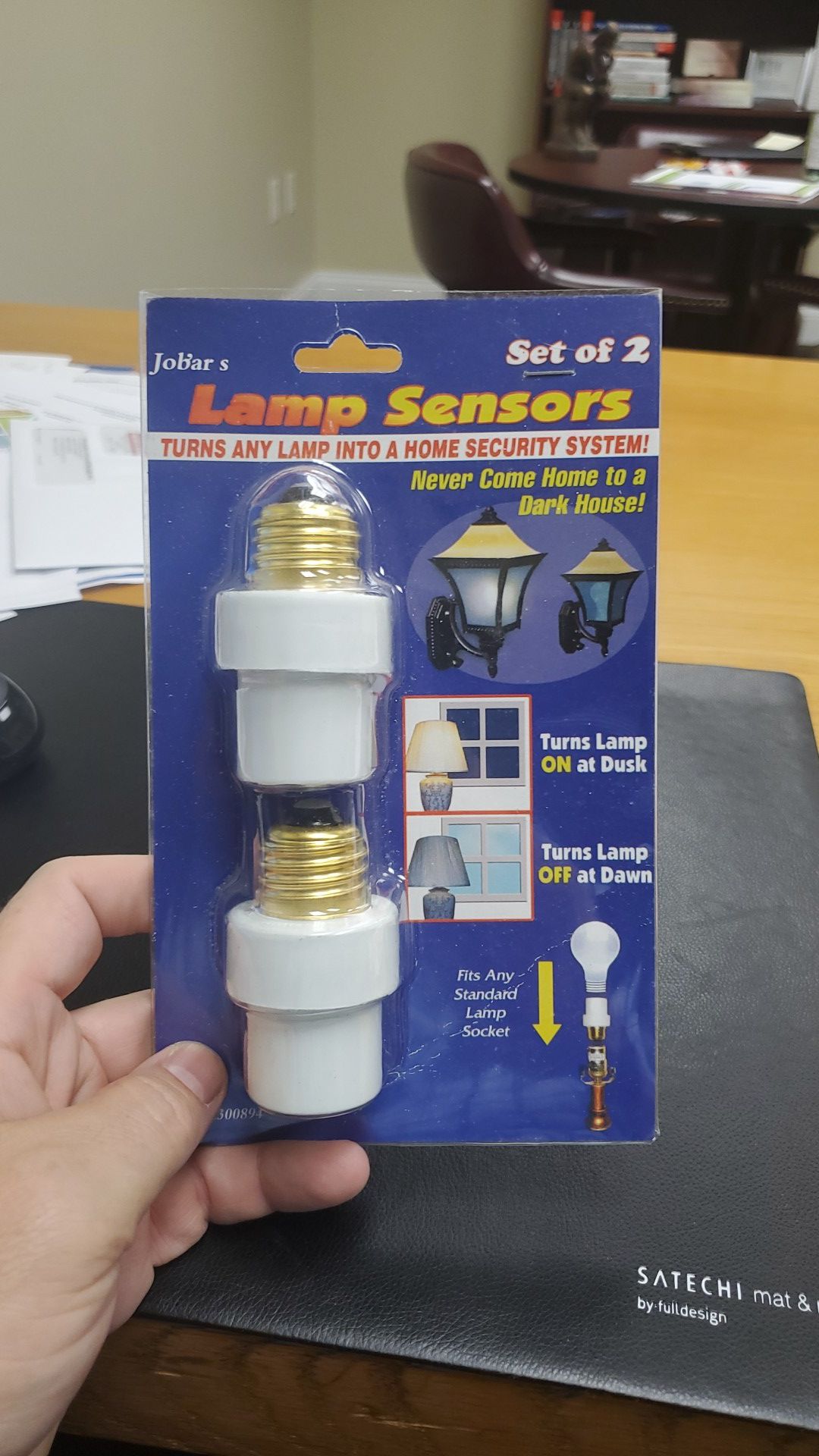 Light lamp sensors