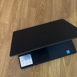 Dell Laptop 15”6