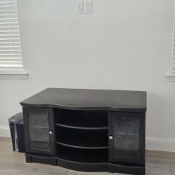 Entertainment center / TV stand