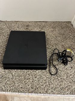 PS4 slim 1TB
