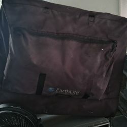 Earthlite Professional Massage Table 