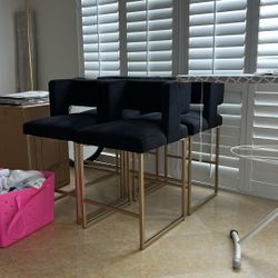 4 Counter height Stools 