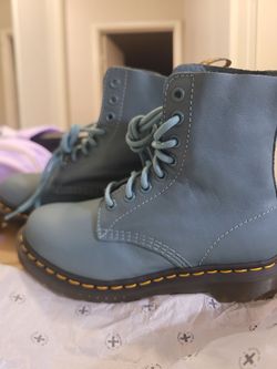 New Dr. Martens 1460 Pascal Virgina