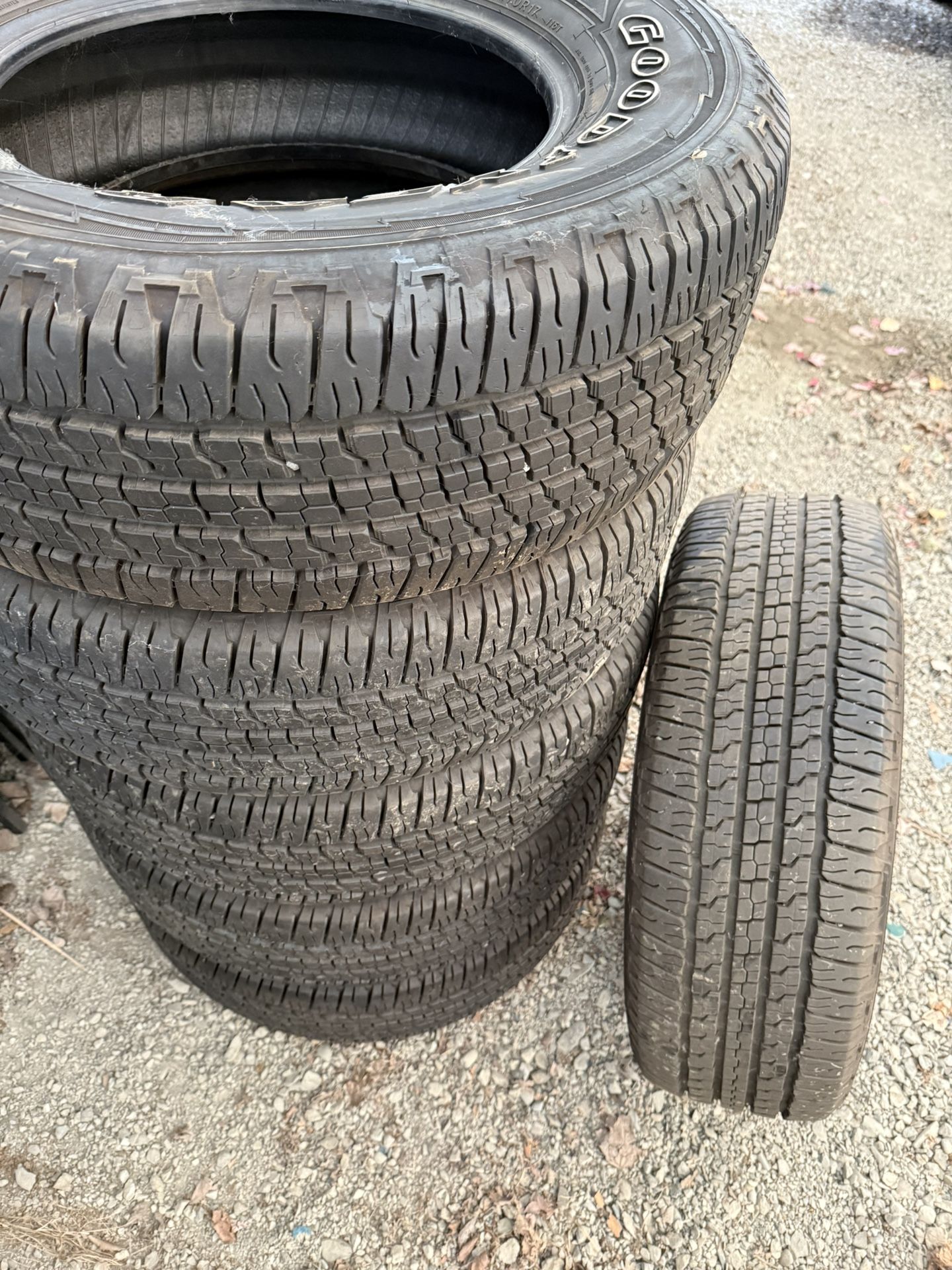 Goodyear Wrangler Fortitude HT 265/70R17 Like New 6 Tires Available
