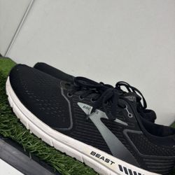 Brooks Mens Beast 20 1103271D051 Black White Running Sneaker Shoes Size 12