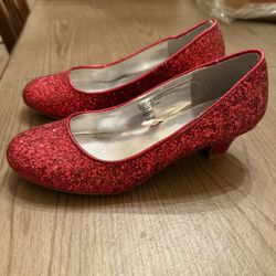 Girls Size 2 Red Shoes for Dorothy from the Wizard of Oz
