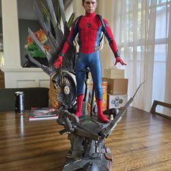Hot Toys Spider-Man 1/4 Scale Deluxe Figure QS015 PERFECT CONDITION