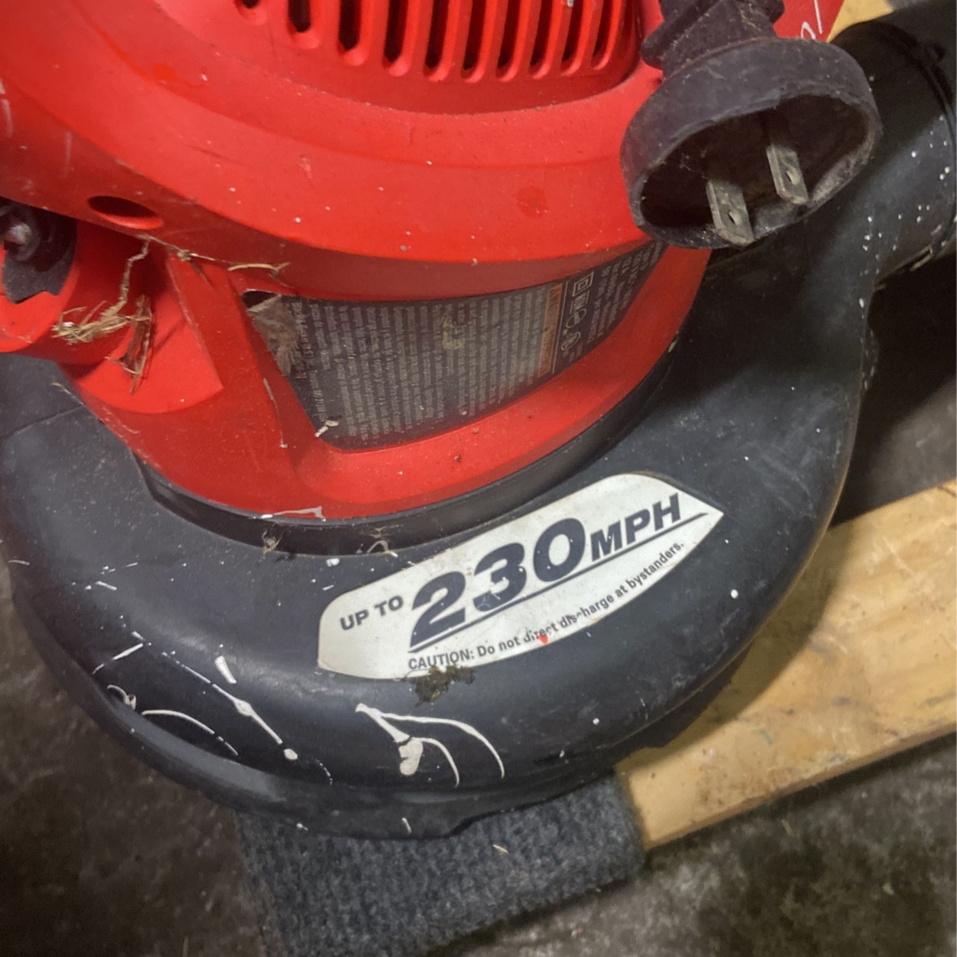 Leaf Blower And Vac Attachment