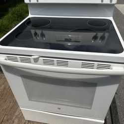 GE Electric Stove ($299) Excellent Condition