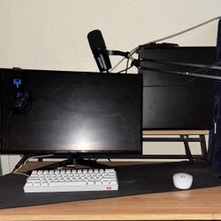 Gaming PC (keyboard, mouse, monitor and 2TB hard drive included)