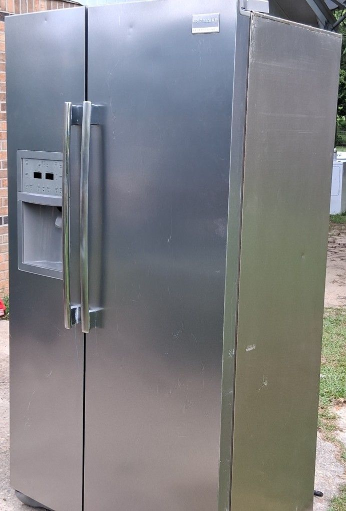 Side By Side Refrigerator (Stainless)