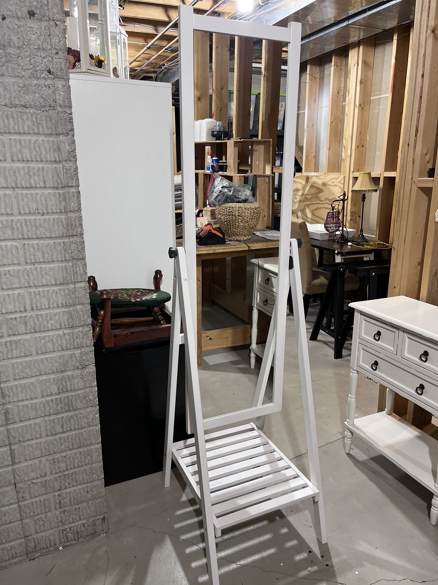 Standing Adjustable Mirror