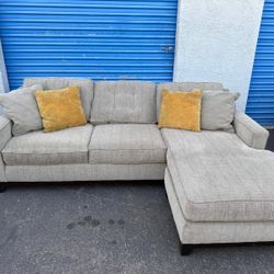 Modern Sectional Couch Gray 🛋 Very Clean 