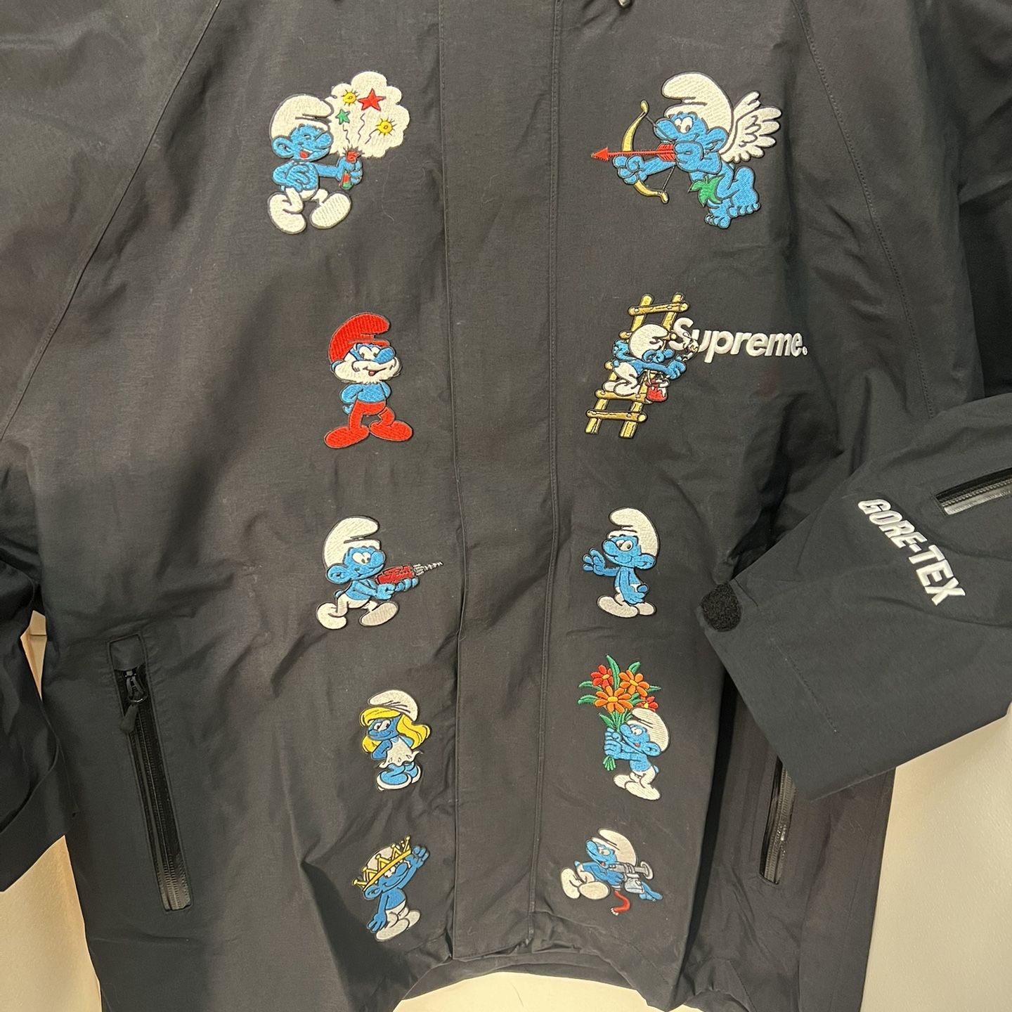 Supreme Smurfs GORE-TEX Shell Jacket